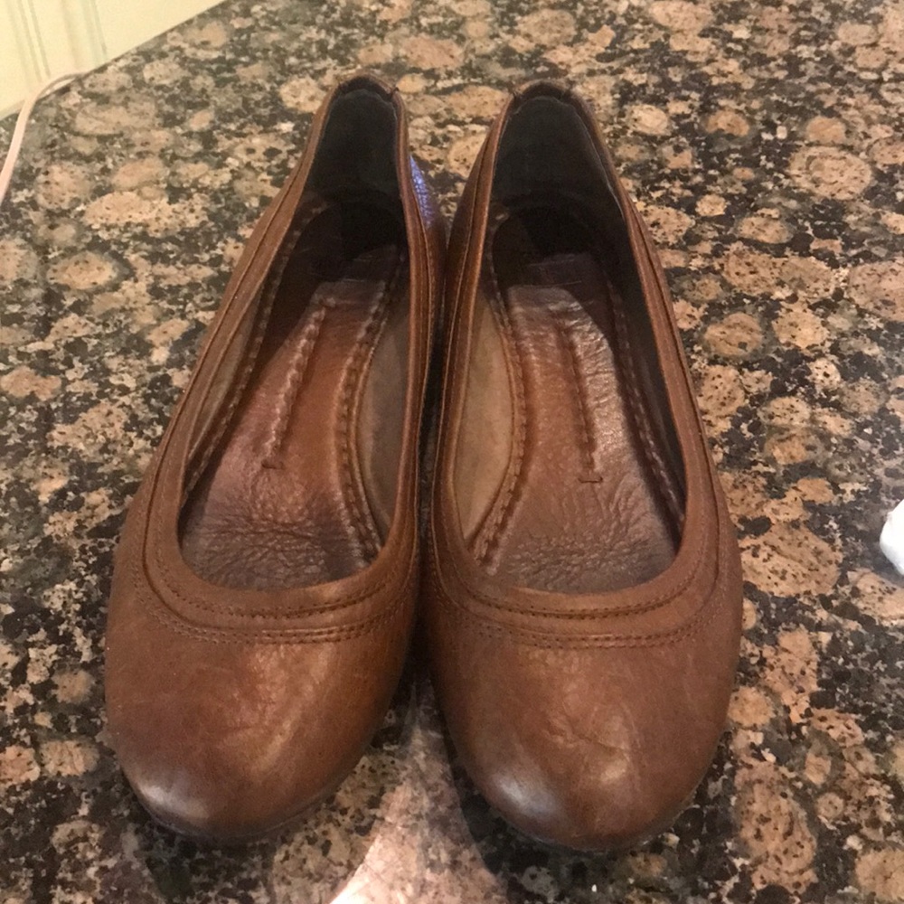 Frye ballet flat